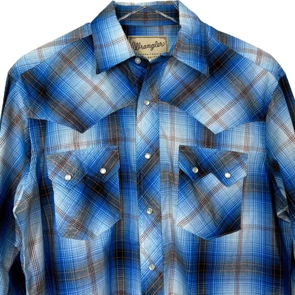 Wrangler Men's Blue Plaid Pearl Snap Button Western Shirt Medium Long Sleeve - Picture 2 of 5